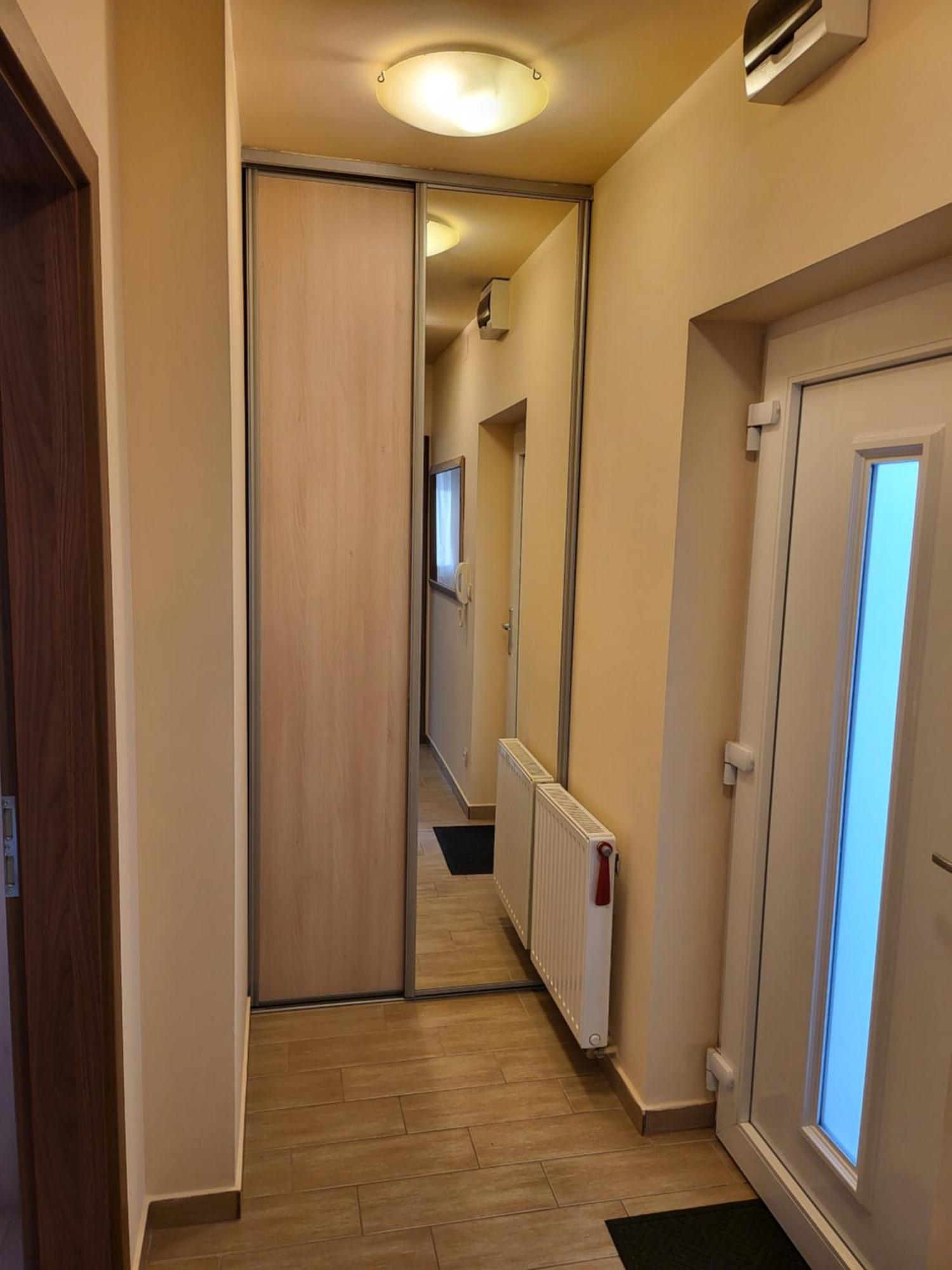 Triangol Apartman: Fuerdo, Belvaros, Egyetem Győr Exterior foto